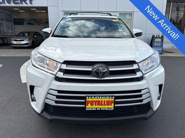 2018 Toyota Highlander Vehicle Photo in Puyallup, WA 98371