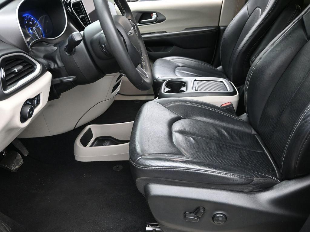 2022 Chrysler Pacifica Vehicle Photo in Cedar Rapids, IA 52402