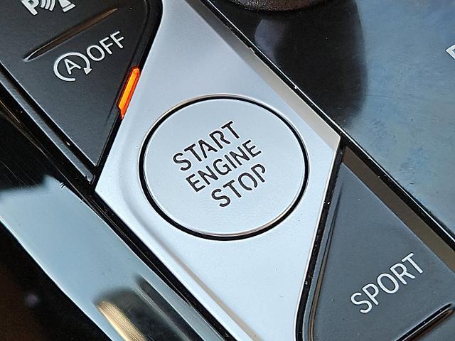 2022 BMW X4 Vehicle Photo in TREVOSE, PA 19053-4984