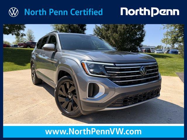 2024 Volkswagen Atlas Vehicle Photo in COLMAR, PA 18915