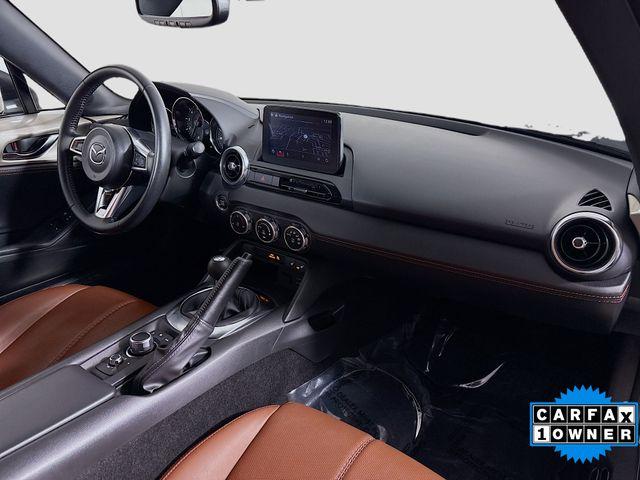 2022 Mazda MX-5 Miata Vehicle Photo in Puyallup, WA 98371