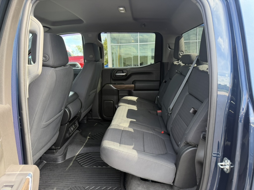 2020 Chevrolet Silverado 1500 photo 17 of 33