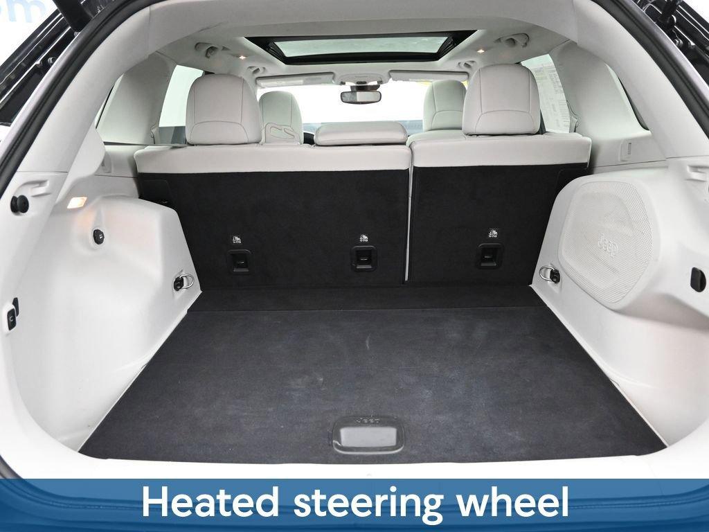 2021 Jeep Cherokee Vehicle Photo in Cedar Rapids, IA 52402