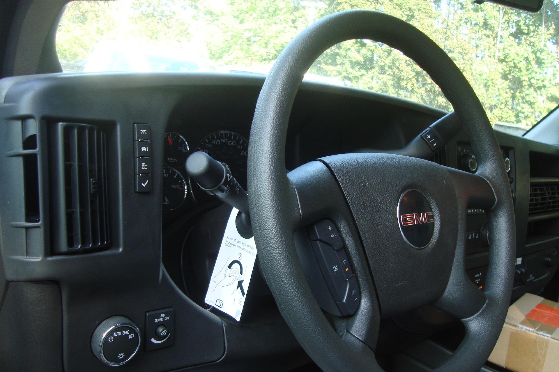 2025 GMC Savana Commercial Cutaway Vehicle Photo in PORTSMOUTH, NH 03801-4196