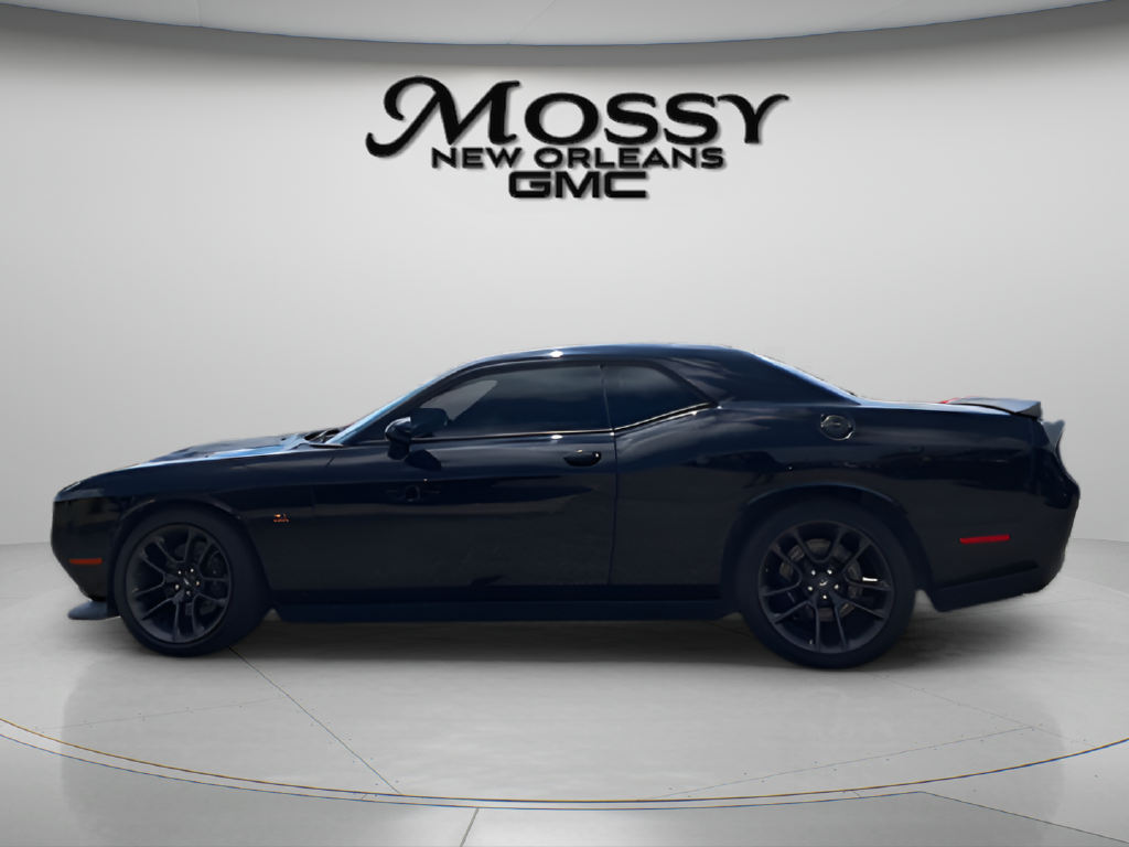 2020 Dodge Challenger photo 8 of 31
