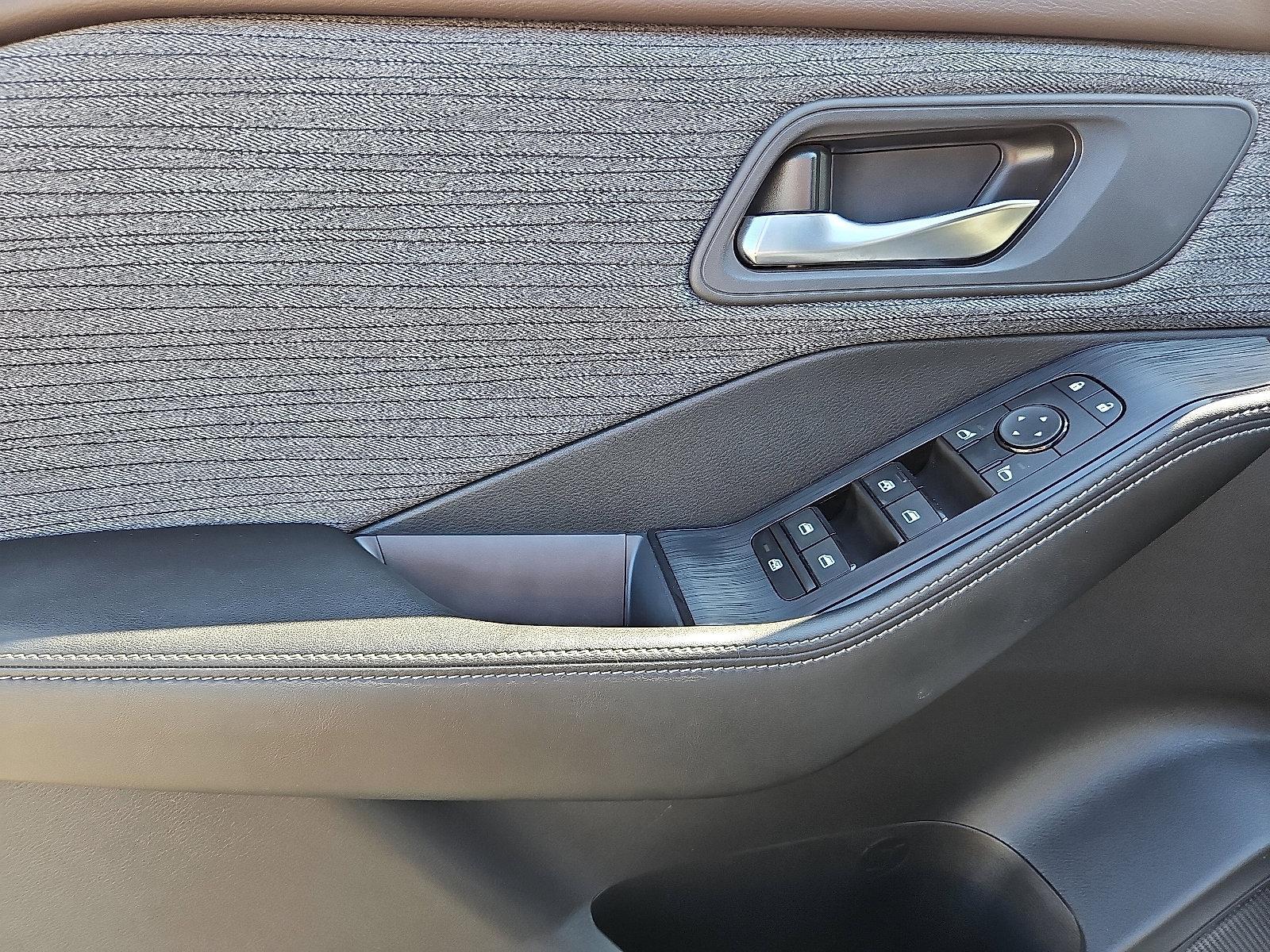 2023 Nissan Rogue Vehicle Photo in Jenkintown, PA 19046
