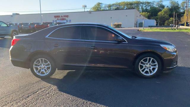 2015 Chevrolet Malibu Vehicle Photo in MOON TOWNSHIP, PA 15108-2571