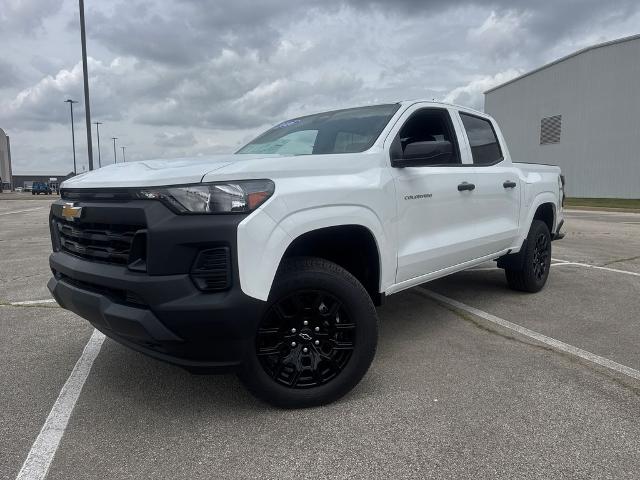 Summit White 2026 Chevrolet Colorado Pickup Truck Four-Wheel Drive Automatic