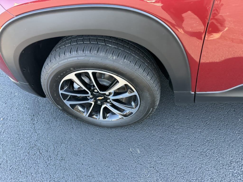 2024 Chevrolet Trailblazer photo 16 of 40