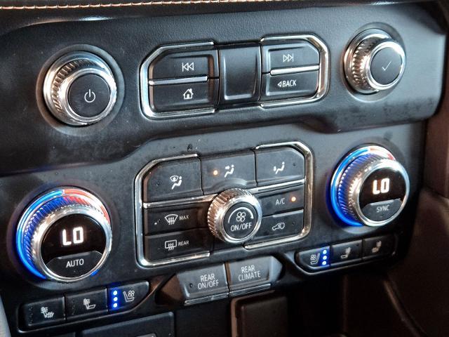 2022 GMC Yukon XL Vehicle Photo in Weatherford, TX 76087