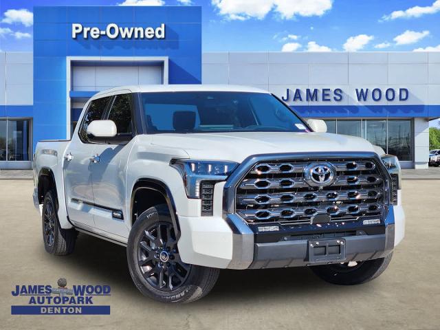 2024 Toyota Tundra 4WD Vehicle Photo in DENTON, TX 76210-9321