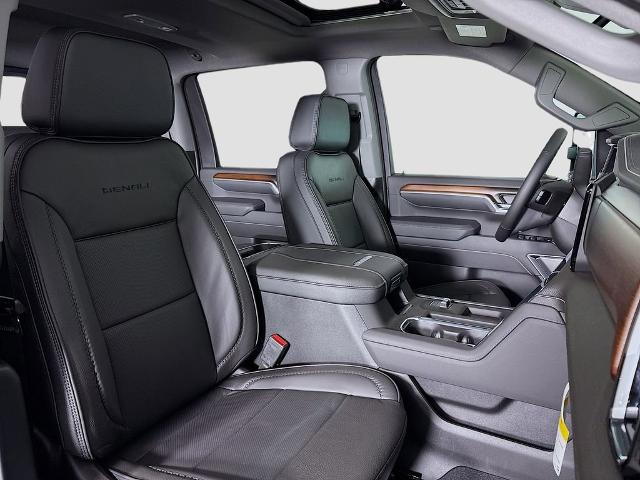 2025 GMC Sierra 3500 HD Vehicle Photo in PUYALLUP, WA 98371-4149