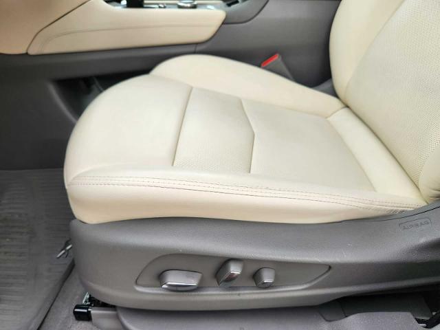 2024 Cadillac XT5 Vehicle Photo in DENTON, TX 76210-9321