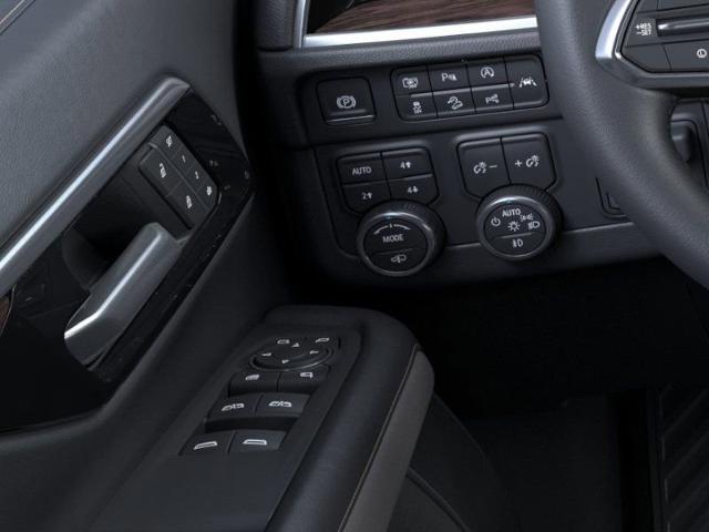 2026 Chevrolet Suburban Vehicle Photo in PUYALLUP, WA 98371-4149