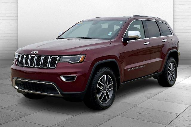 2022 Jeep Grand Cherokee WK Vehicle Photo in TOPEKA, KS 66609-0000