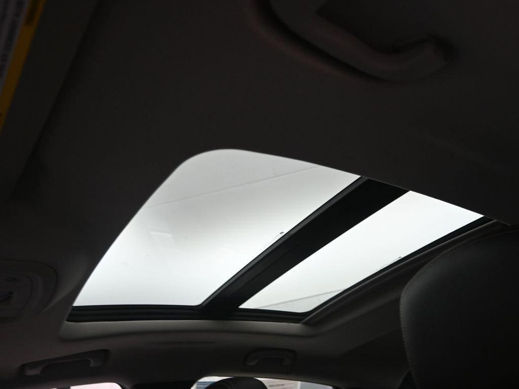 2017 Chevrolet Impala Vehicle Photo in Cedar Rapids, IA 52402