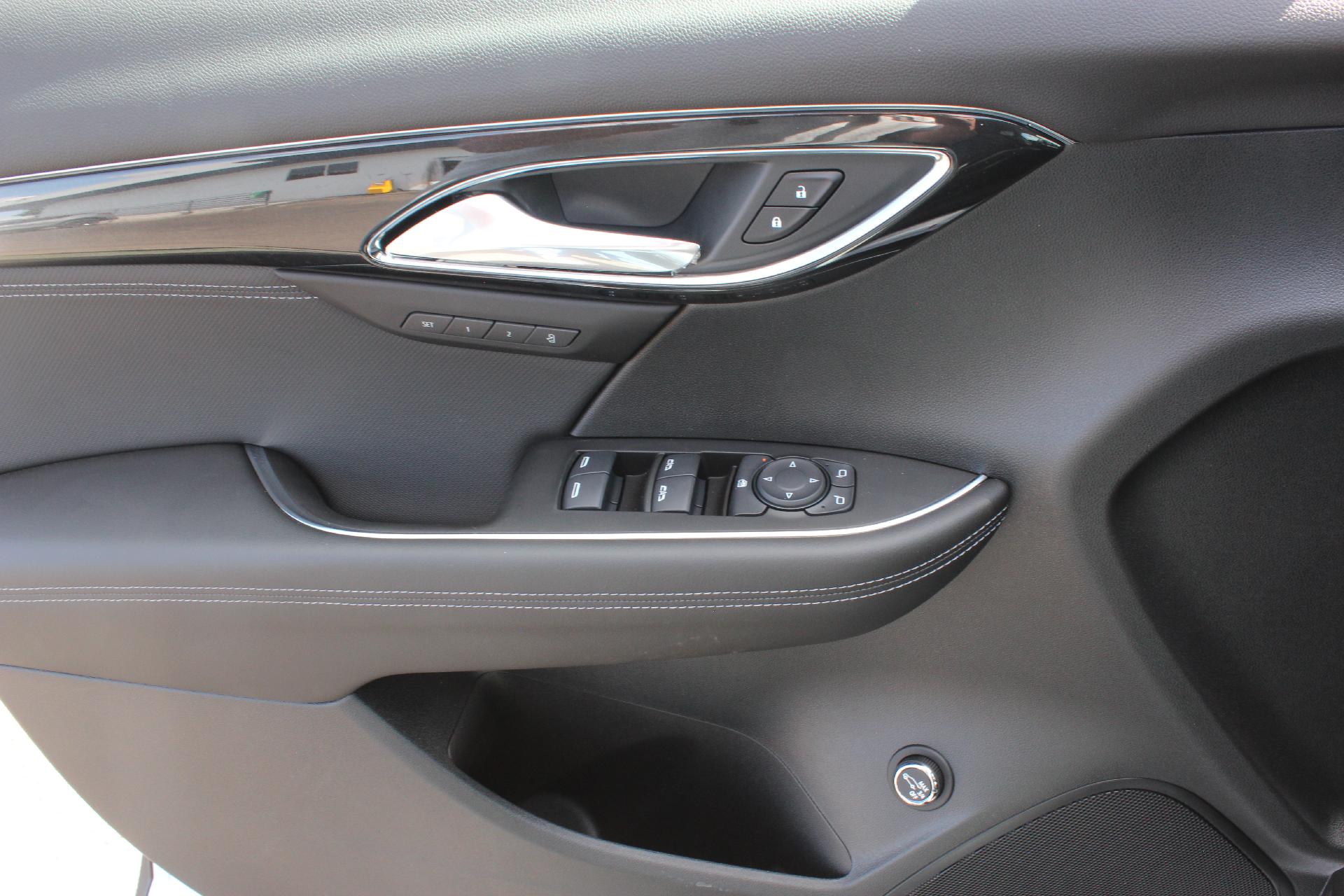2025 Buick Envision Vehicle Photo in AURORA, CO 80012-4011