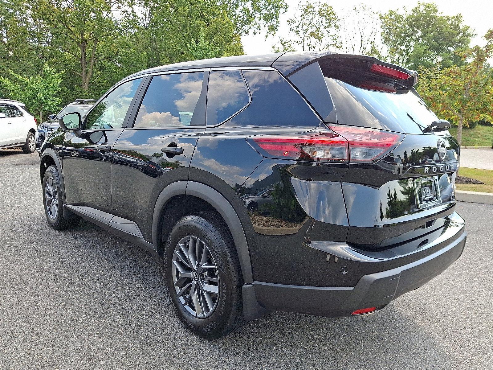 2025 Nissan Rogue Vehicle Photo in Mechanicsburg, PA 17050-2306