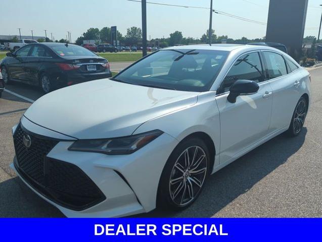 2022 Toyota Avalon Vehicle Photo in Merrillville, IN 46410