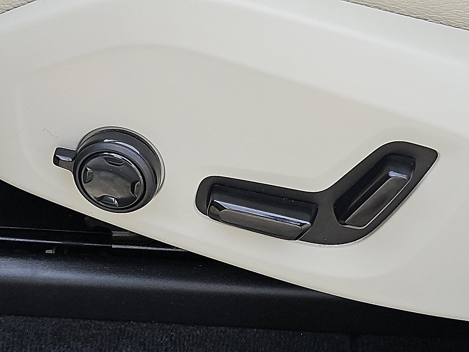 2020 Volvo XC60 Vehicle Photo in Trevose, PA 19053