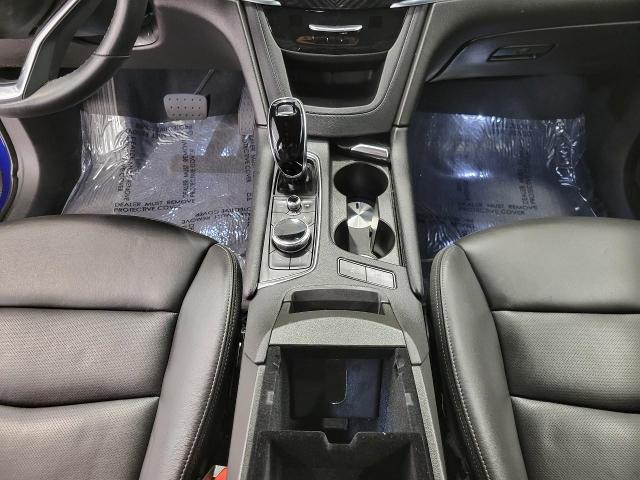 2025 Cadillac XT6 Vehicle Photo in NEENAH, WI 54956-2243