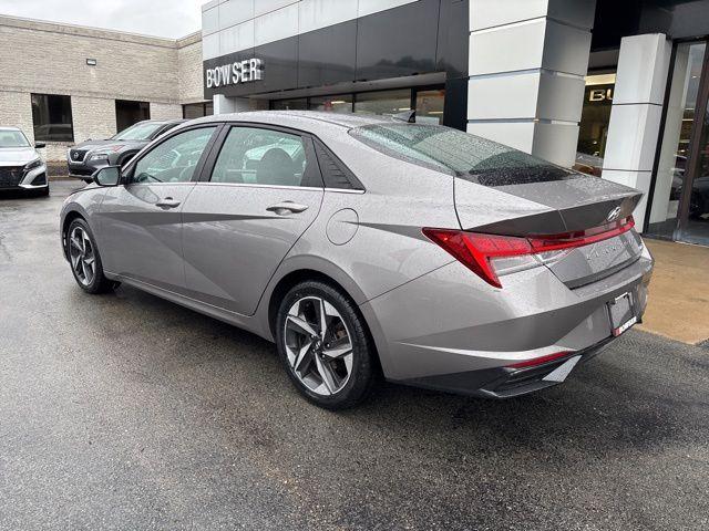 2023 Hyundai ELANTRA Vehicle Photo in Pleasant Hills, PA 15236
