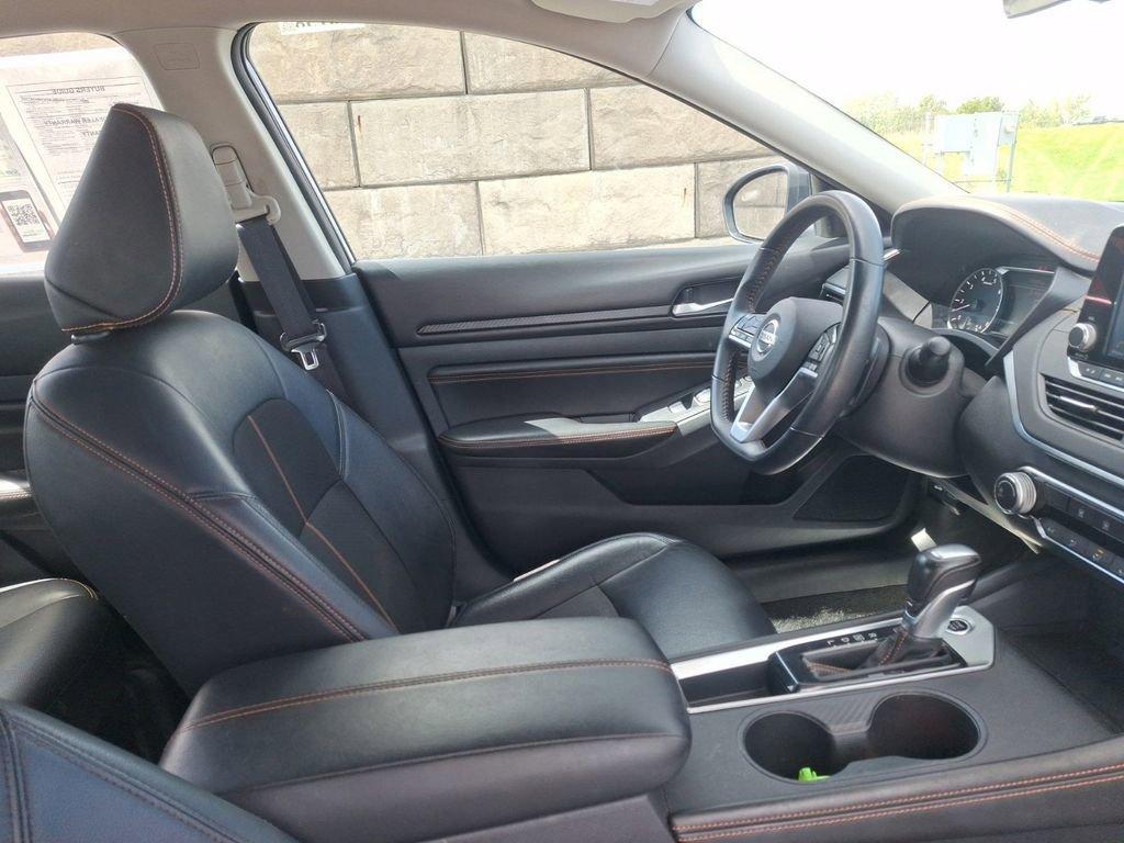 2021 Nissan Altima Vehicle Photo in Cedar Rapids, IA 52402