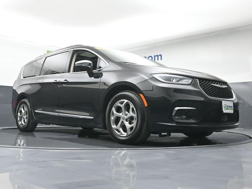 2022 Chrysler Pacifica Vehicle Photo in Cedar Rapids, IA 52402