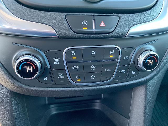 2022 Chevrolet Equinox Vehicle Photo in MOON TOWNSHIP, PA 15108-2571