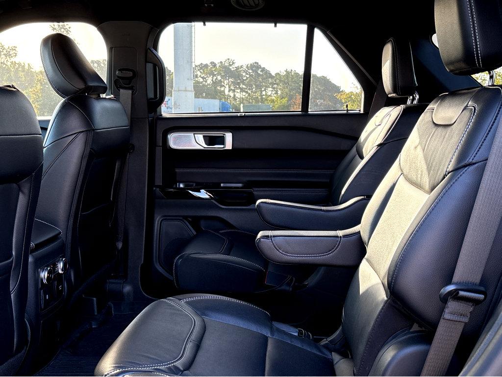 2023 Ford Explorer Vehicle Photo in POOLER, GA 31322-3252