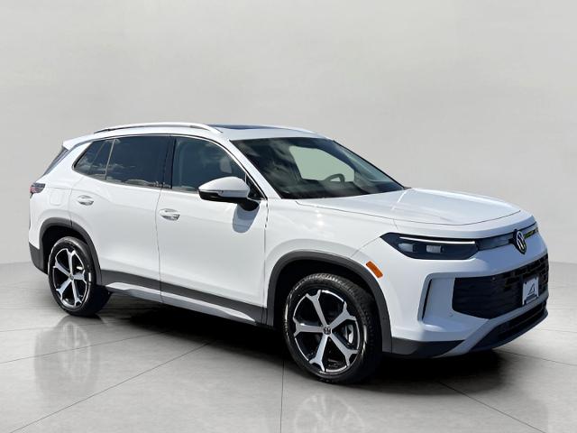 2025 Volkswagen Tiguan Vehicle Photo in Oshkosh, WI 54904