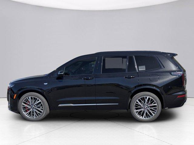 2025 Cadillac XT6 Vehicle Photo in LEOMINSTER, MA 01453-2952