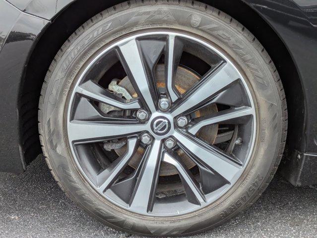 2022 Nissan Maxima Vehicle Photo in BRUNSWICK, GA 31525-1881