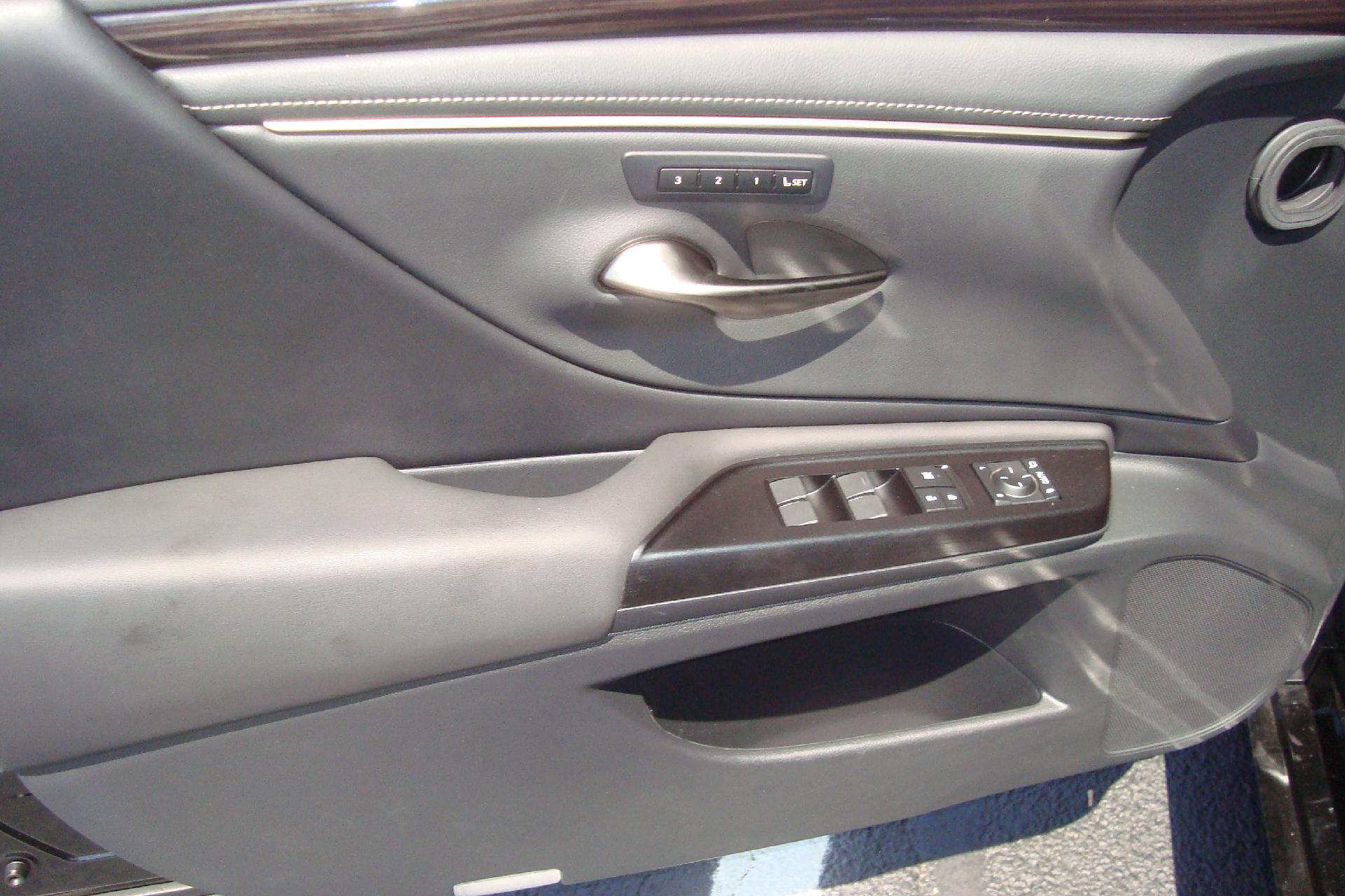 2020 Lexus ES 350 Vehicle Photo in PORTSMOUTH, NH 03801-4196