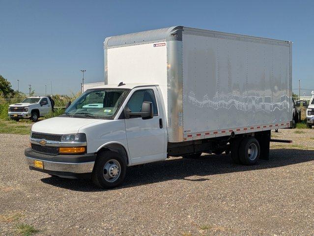 2025 Chevrolet Express Commercial Cutaway Vehicle Photo in SELMA, TX 78154-1460
