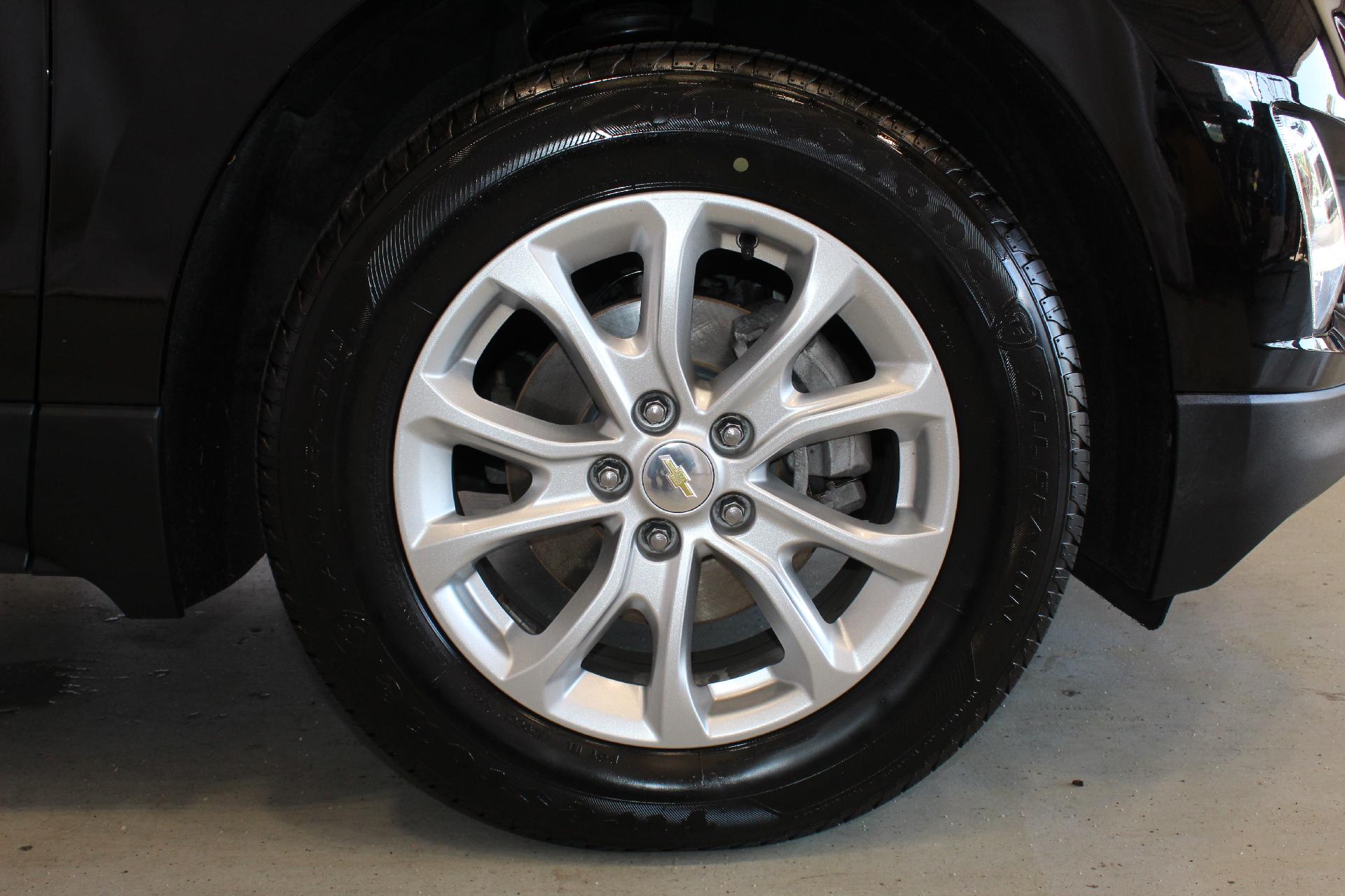 2020 Chevrolet Equinox Vehicle Photo in NORTHAMPTON, MA 01060-1120