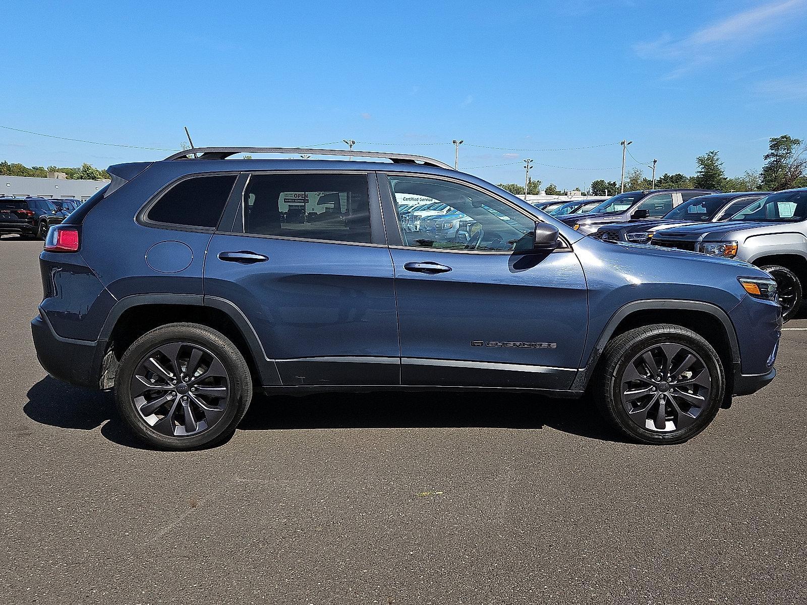 2021 Jeep Cherokee Vehicle Photo in Trevose, PA 19053