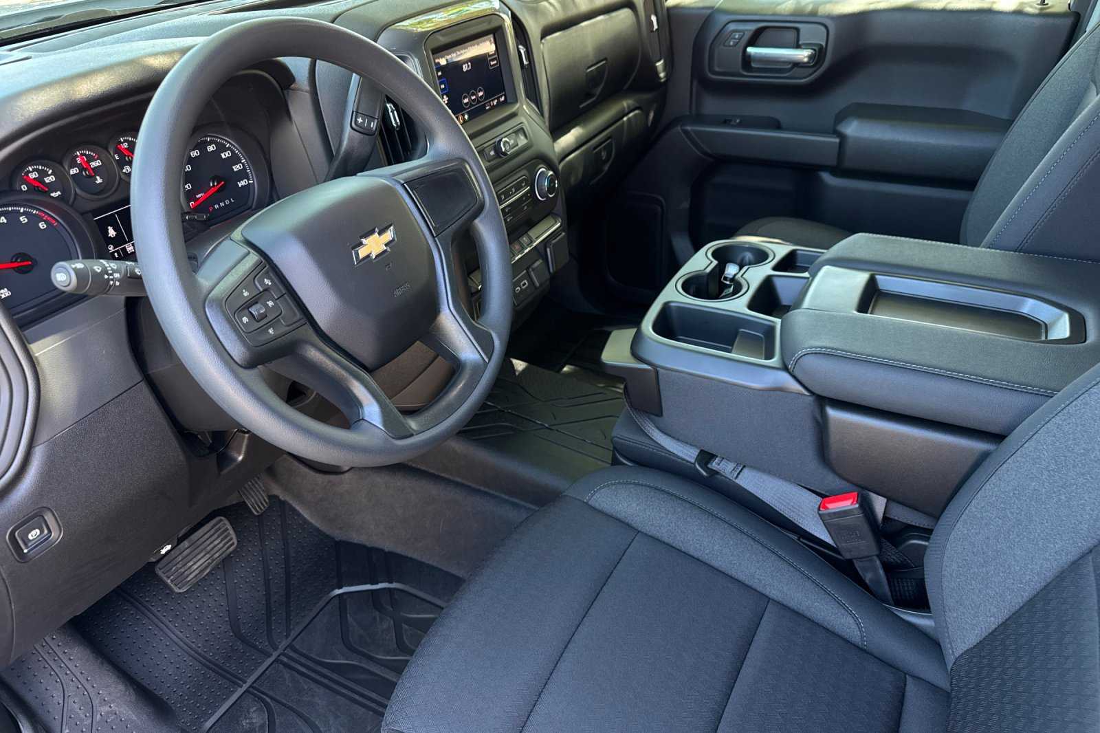 2026 Chevrolet Silverado 1500 Custom - Photo 10