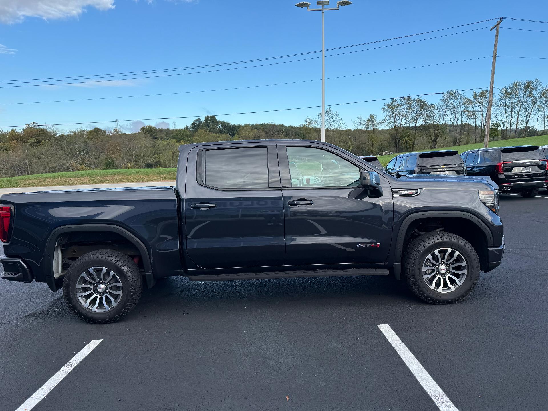 2022 GMC Sierra 1500 photo 6 of 26