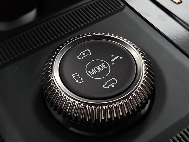 2025 GMC HUMMER EV SUV Vehicle Photo in TREVOSE, PA 19053-4984