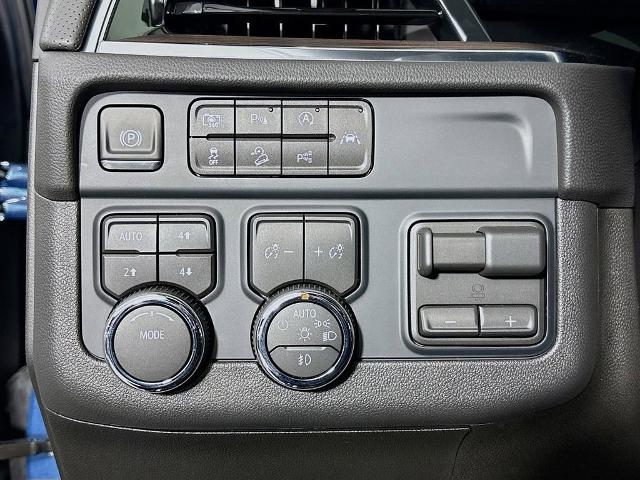 2026 Chevrolet Tahoe Vehicle Photo in PUYALLUP, WA 98371-4149