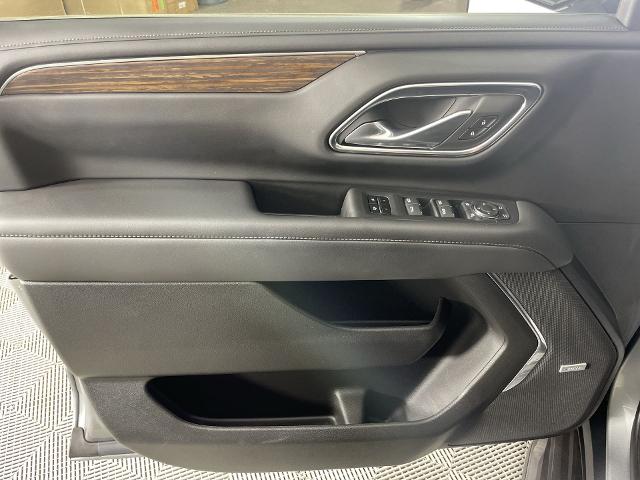 2023 Chevrolet Suburban Vehicle Photo in GILBERT, AZ 85297-0402