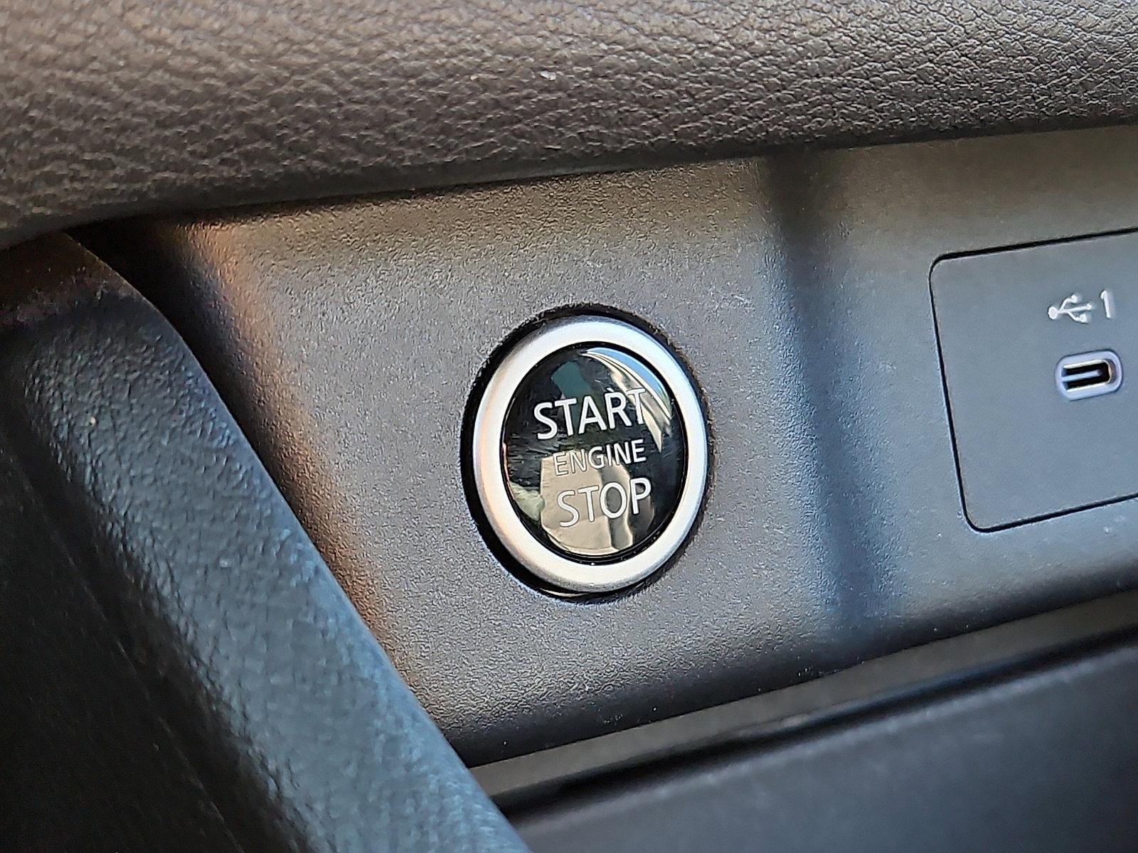 2023 Nissan Rogue Vehicle Photo in Jenkintown, PA 19046