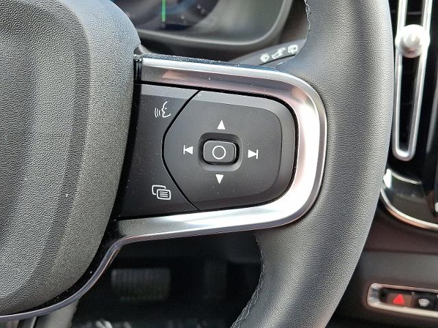 2024 Volvo XC40 Vehicle Photo in HARRISBURG, PA 17111-1033