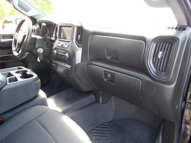 2021 Chevrolet Silverado 1500 Vehicle Photo in LOWELL, MA 01852-4336