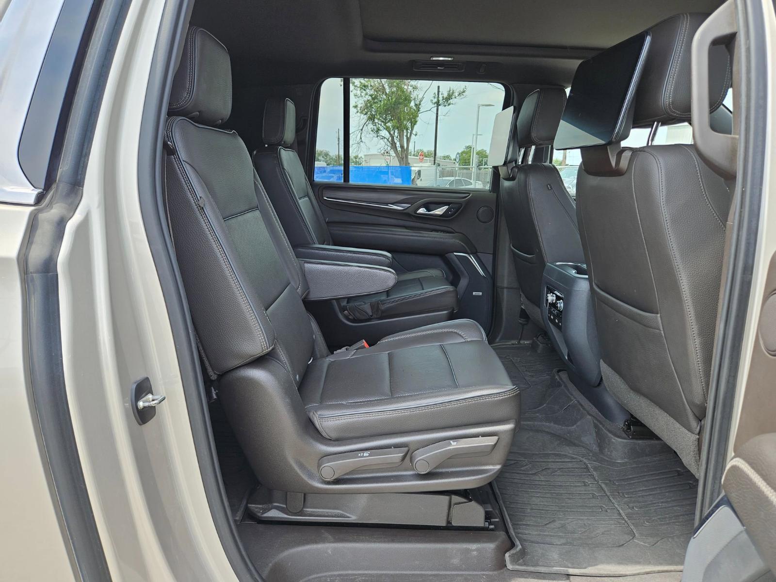 2021 GMC Yukon XL Vehicle Photo in Seguin, TX 78155