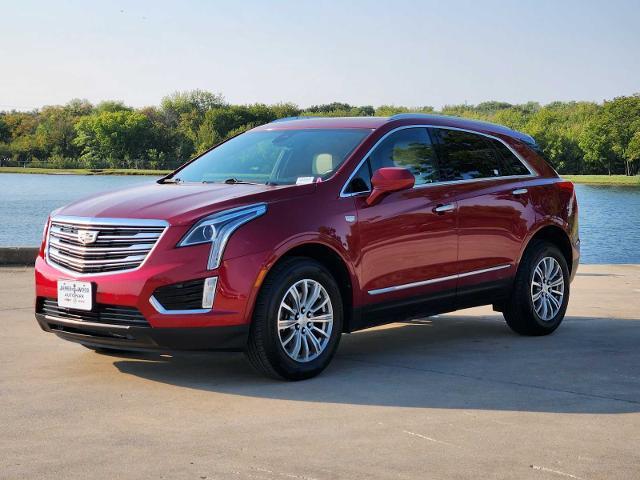 2019 Cadillac XT5 Vehicle Photo in DENTON, TX 76210-9321