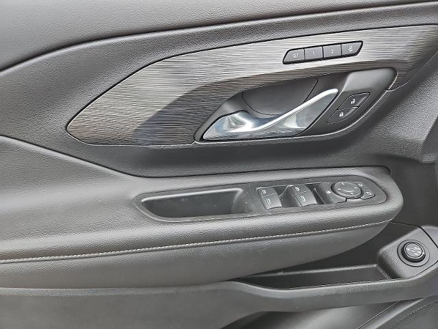 2022 GMC Terrain Vehicle Photo in TREVOSE, PA 19053-4984