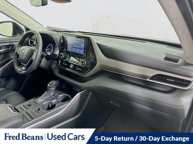 2022 Toyota Highlander Vehicle Photo in Flemington, NJ 08822