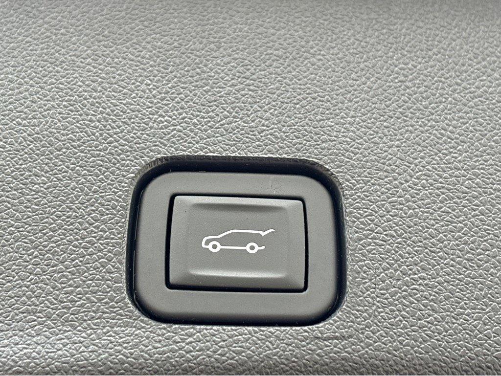 2025 Chevrolet Traverse Vehicle Photo in SAVANNAH, GA 31406-4513
